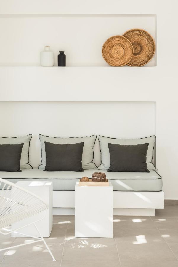 Eneos Kythnos Beach Villas-Executive And Premium Villas מראה חיצוני תמונה