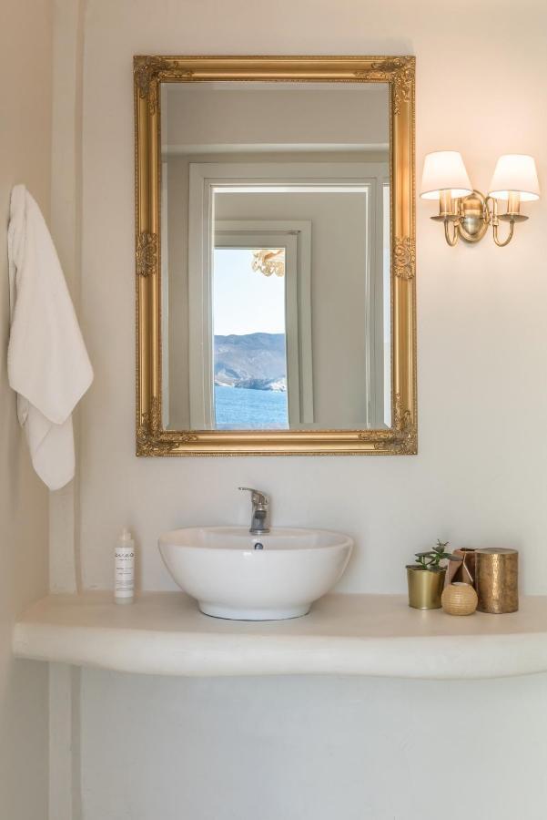 Eneos Kythnos Beach Villas-Executive And Premium Villas מראה חיצוני תמונה
