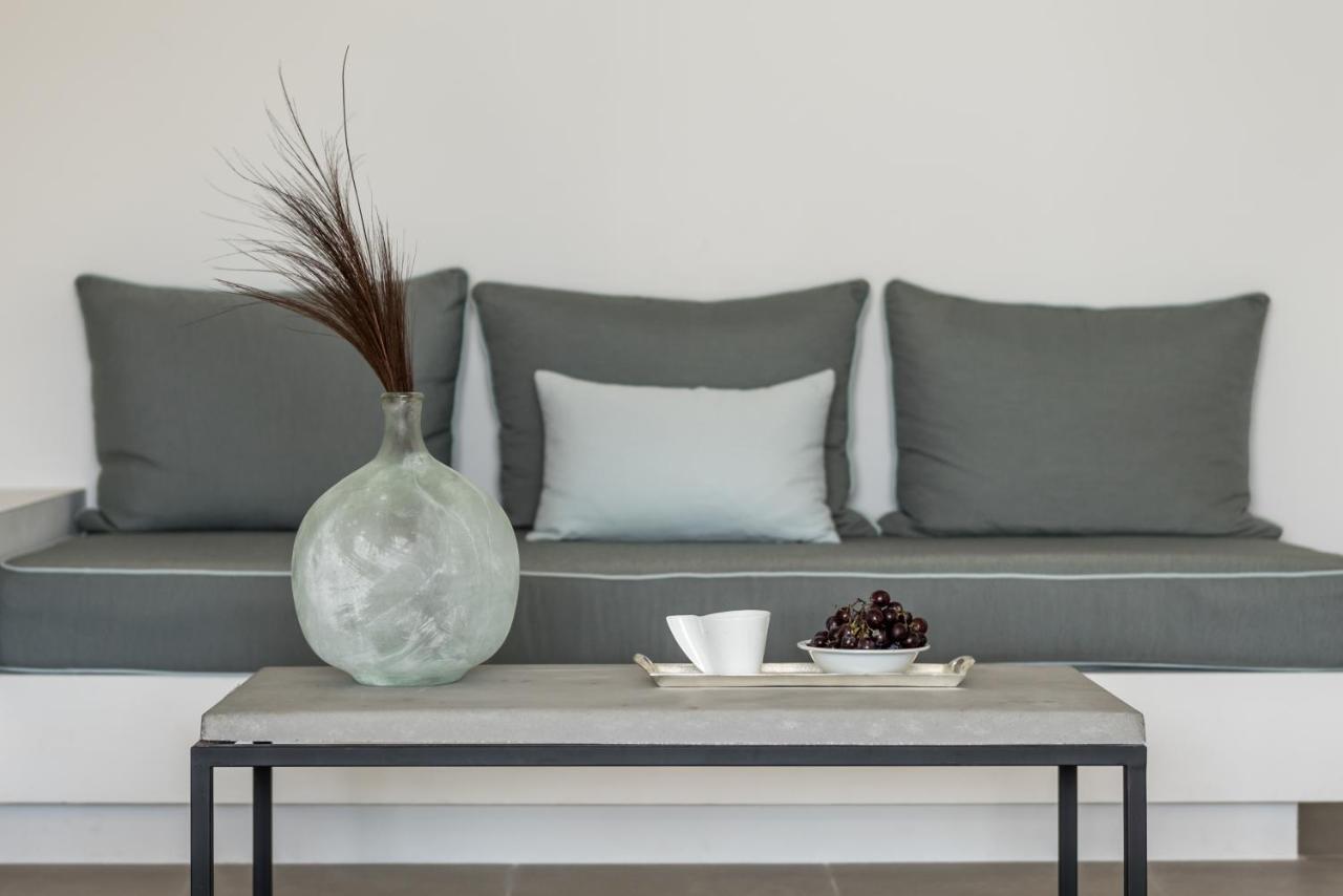 Eneos Kythnos Beach Villas-Executive And Premium Villas מראה חיצוני תמונה